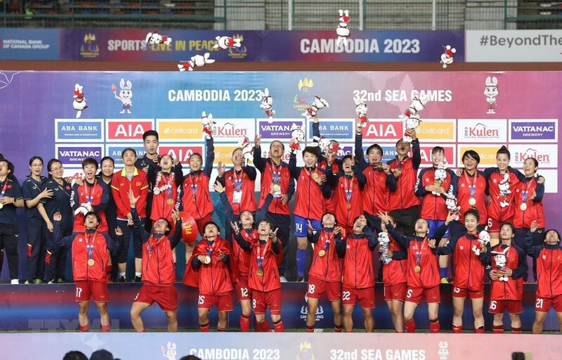 Đội tuyển nữ Việt Nam từng giành bốn HCV SEA Games liên tiếp và giữ kỷ lục tám lần vô địch.