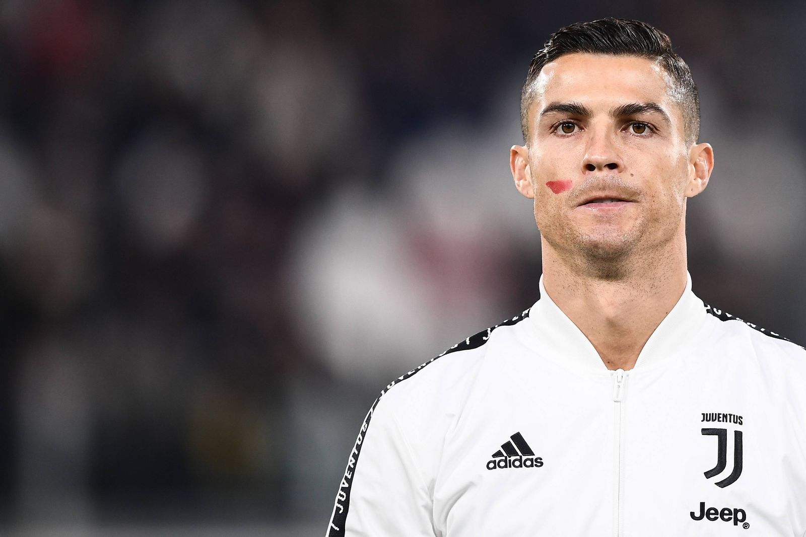 Tiền đạo Cristiano Ronaldo