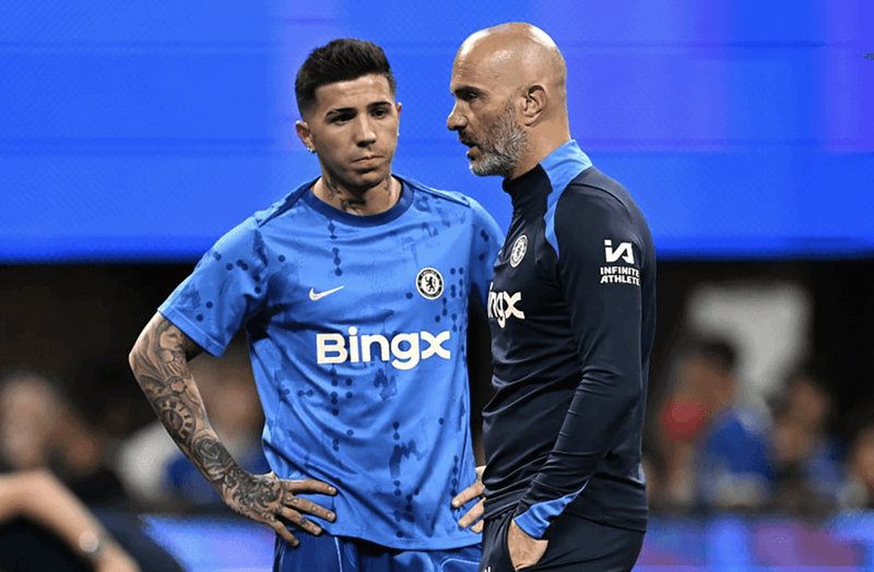 Enzo Maresca thể hiện bản lĩnh quản trị khi mạnh tay thanh lọc lực lượng để ổn định nội bộ The Blues.