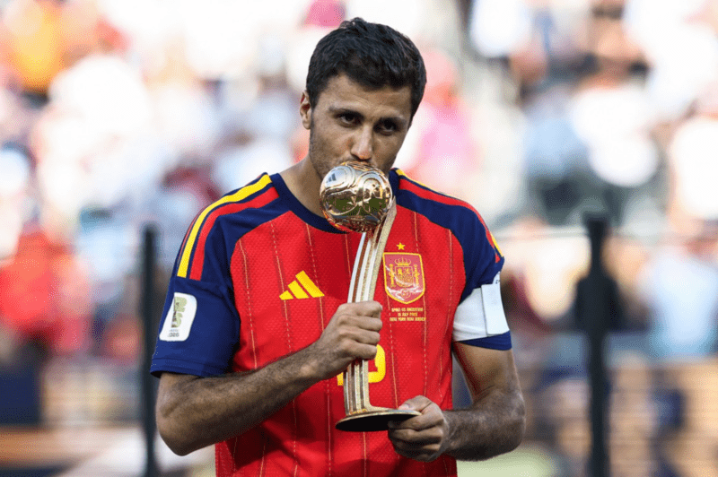 Danh hiệu cầu thủ xuất sắc nhất World Cup có thể tạo lợi thế lớn cho Rodri trong cuộc bỏ phiếu