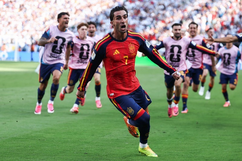 Ferran Torres bước vào lịch sử Tây Ban Nha với bàn thắng quyết định trong trận chung kết World Cup 2026.