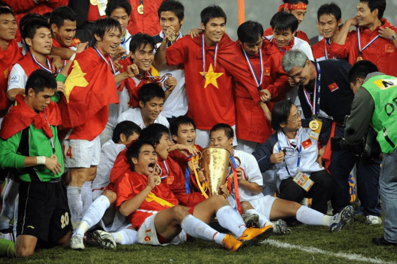 Chức vô địch AFF Cup 2008 chấm dứt nhiều năm chờ đợi và mở ra một trong những chương đáng nhớ nhất của bóng đá Việt Nam